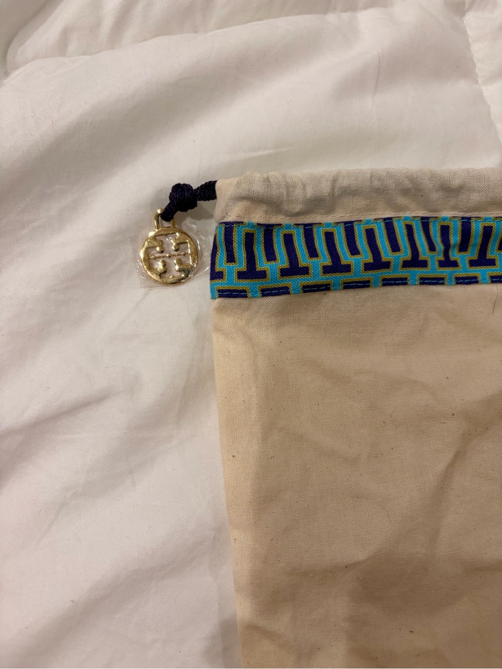 Tory Burch Beige Leather Logo Ballet Flats with Black Trim - Picture 7 of 11